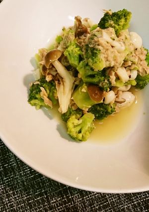 キノコとツナとブロッコリーサラダ-レシピのメイン写真
