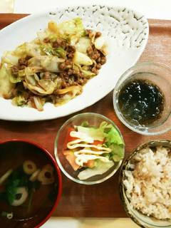 夕飯 キャベツの肉味噌炒め-レシピのメイン写真