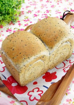 パネトーネマザーdeごまミルク食パン✿-レシピのメイン写真