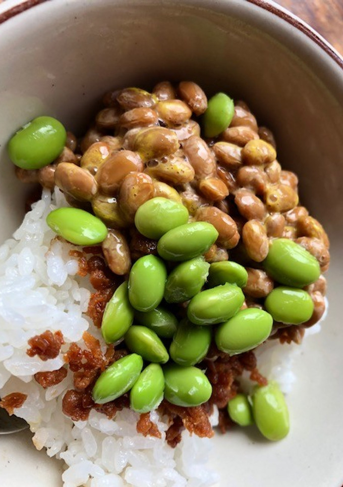 朝納豆。鶏そぼろと枝豆と一緒に-レシピのメイン写真