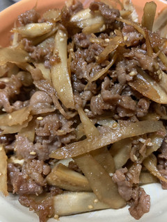 牛肉ゴボウ炒め〜ご飯がススムよ笑-レシピのメイン写真