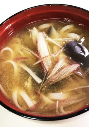 残りうどんとなすの味噌汁-レシピのメイン写真