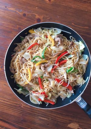 パプリカで！カラフル焼きそば-レシピのメイン写真