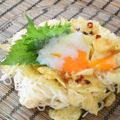 รูปของ 夏休みのお昼に！5分で作れる　悪魔の素麺