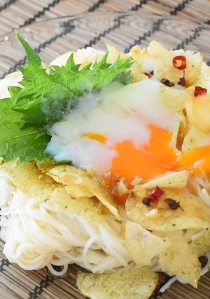 夏休みのお昼に！5分で作れる　悪魔の素麺-レシピのメイン写真
