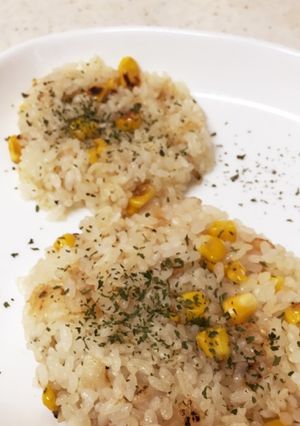 超絶☆簡単♪バターコーン焼きおにぎり-レシピのメイン写真