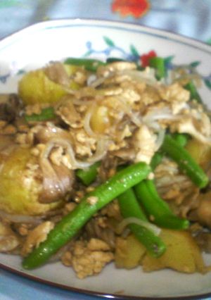 新じゃがと舞茸の鶏そぼろ　・カレー風味-レシピのメイン写真