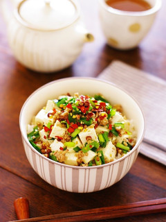 ピリ辛!花椒香る♪豚ニラそぼろマーボー丼-レシピのメイン写真