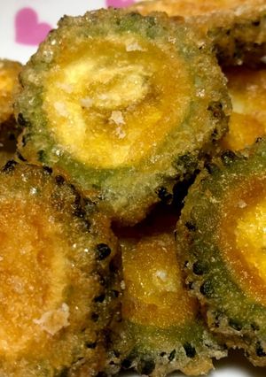 種もわたもそのまま！ゴーヤの唐揚げ！！-レシピのメイン写真