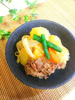 定番の肉じゃが。:+*.゜-レシピのメイン写真