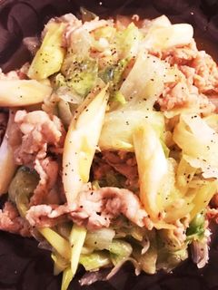 さっぱり!豚肉とレタスの塩レモン炒め-レシピのメイン写真