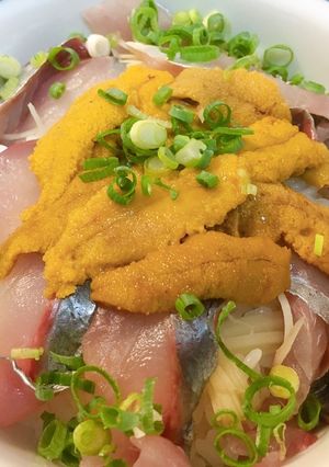 ウニとアジの丼-レシピのメイン写真