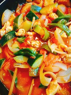 簡単!☆夏野菜と鶏胸のトマト煮込み☆-レシピのメイン写真