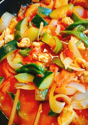 簡単!☆夏野菜と鶏胸のトマト煮込み☆-レシピのメイン写真