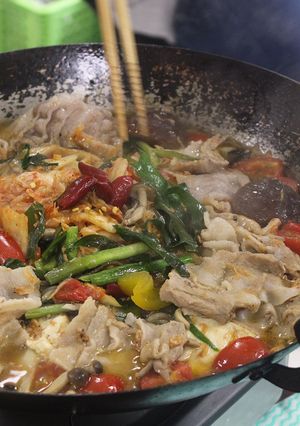 鶏肉と豚肉の旨辛スンドゥブ納豆チゲ-レシピのメイン写真