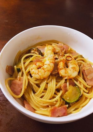 えびとズッキーニのペペロンチーノ-レシピのメイン写真