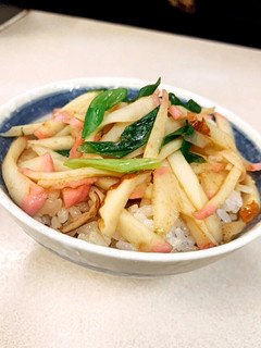 簡単☆【ご飯のお供】かまぼこご飯-レシピのメイン写真