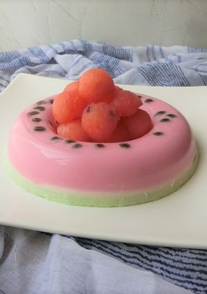 スイカ風★なめらかヨーグルトゼリー-レシピのメイン写真