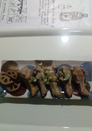 蓮根と手羽元の煮付け。-レシピのメイン写真