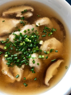 椎茸と茹で鶏の生姜スープ-レシピのメイン写真