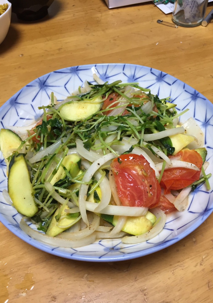 トマトと豆苗の炒め物-レシピのメイン写真