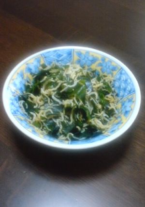 わかめとしらすの生姜醤油で箸休め-レシピのメイン写真
