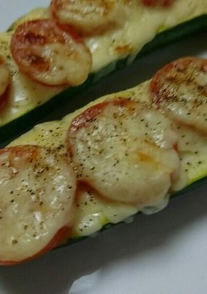 ズッキーニとミニトマトのチーズ焼き-レシピのメイン写真