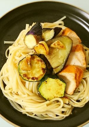 稲庭うどんでフォー風に♫エスニック和え麺-レシピのメイン写真