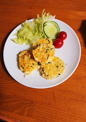 ふわふわはんぺんと豆腐のハンバーグです-レシピのメイン写真