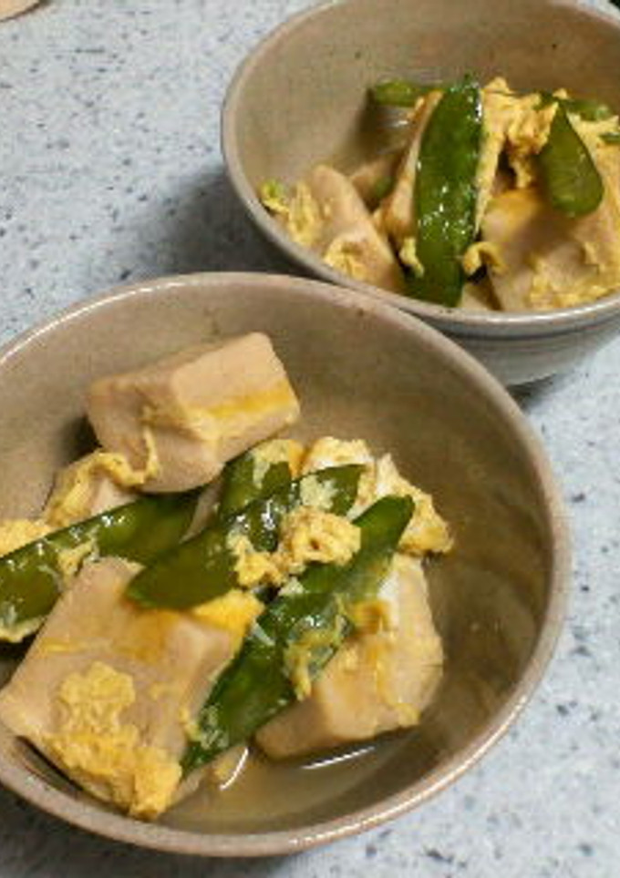 簡単♪高野豆腐と絹さやの卵とじ★-レシピのメイン写真