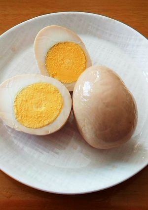 味付卵☆ゆで卵4個をめんつゆ大さじ1で！-レシピのメイン写真