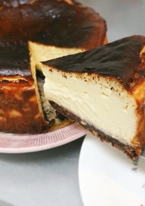 バスク風チーズケーキ-レシピのメイン写真