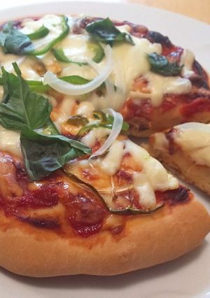 チーズとろーり定番ピッツァ-レシピのメイン写真