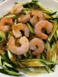 焼きそば麺でキュウリとゆでエビの冷し中華-レシピのメイン写真