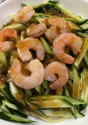 焼きそば麺でキュウリとゆでエビの冷し中華-レシピのメイン写真