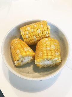 とうもろこしを茹でないで食べる方法-レシピのメイン写真