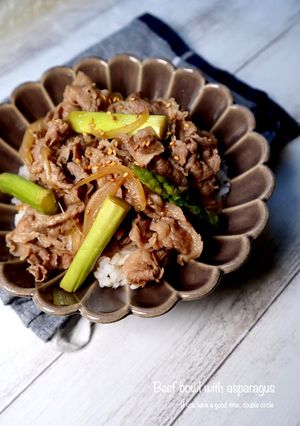 アスパラ入り甘辛牛丼-レシピのメイン写真
