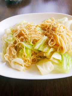 簡単、焼きそうめん(⌒‐⌒)-レシピのメイン写真