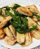 簡単美味！鶏やげん軟骨とピーマンの炒め物