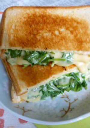 三つ葉&チーズのホットサンド-レシピのメイン写真