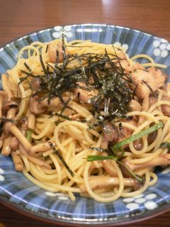 シメジと鶏ささみの和風パスタ-レシピのメイン写真