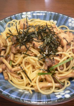 シメジと鶏ささみの和風パスタ-レシピのメイン写真
