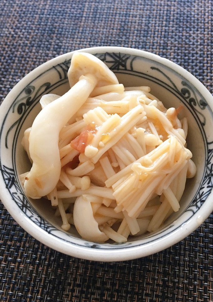 白いきのこの梅肉和え-レシピのメイン写真