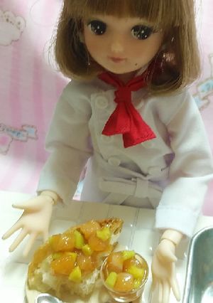リカちゃん♡サーモンアボカドブルスケッタ-レシピのメイン写真