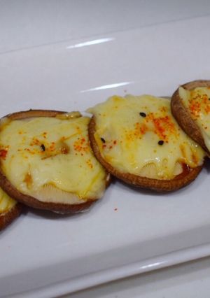 5分で作れる♡しいたけのチーズマヨ焼き-レシピのメイン写真