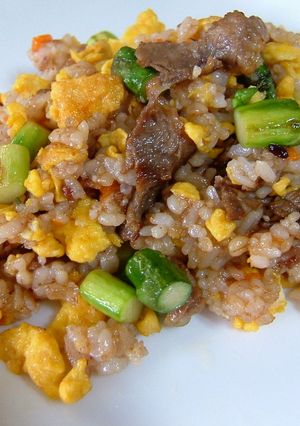 牛肉とアスパラのチャーハン☆柚子胡椒風味-レシピのメイン写真
