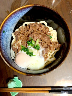 簡単美味い!冷やしぶっかけ☆温玉肉うどん-レシピのメイン写真