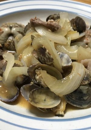 豚バラとあさりのピリ辛酒蒸し-レシピのメイン写真