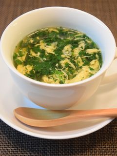 夏バテ予防☆モロヘイヤでフワフワかき玉汁-レシピのメイン写真