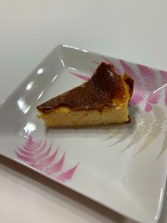 簡単☆混ぜて焼くだけバスクチーズケーキ♪-レシピのメイン写真